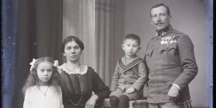 Poznáte své předky, příbuzné a jejich přátele z Příbramska?