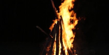 Čarodějnice můžete strávit na Nováku, děti mají špekáčky zdarma