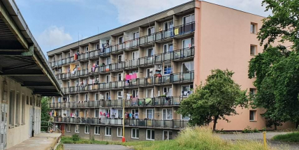 Lidé z ubytoven se obrátili na starostu. Neházejte nás do jednoho pytle s nepřizpůsobivými, napsali