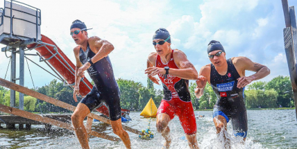 V Příbrami se rozhodne o mistrech v olympijském triatlonu. Kvůli kvalitě vody se závod přesouvá do bazénu
