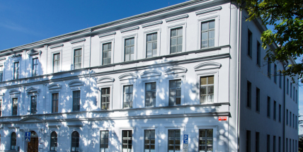 Obchodní akademie v Příbrami oslaví stoleté výročí