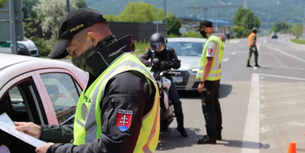 Slovensko zpřísní podmínky vstupu do země, zvýhodní očkované proti covidu-19