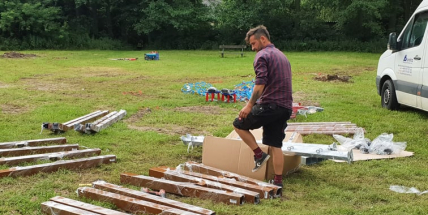 Už se staví. Hřiště u Litavky brzy přivítá své první návštěvníky