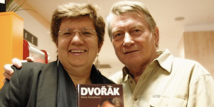 Herec Josef Dvořák zašmátrá v paměti. Zábavná talk show míří do příbramského divadla