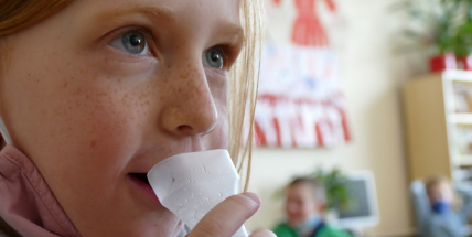 Testování na covid ve školách po tomto týdnu skončí