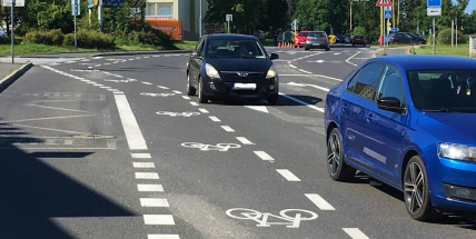 Práce na realizaci cyklotrasy z Drkolnova k Novému rybníku a Flusárně pokračují