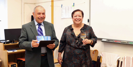 Obchodní akademie oslavila sto let, ocenila emeritní ředitele i firmy