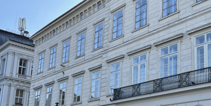 Budova bývalého Báňského ředitelství se dočká opravy střechy i suterénu