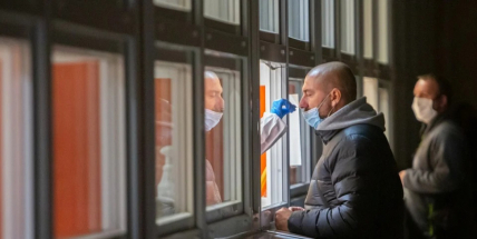 Počty případů covidu rostou v téměř celé ČR, někde velmi výrazně