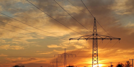Někteří dodavatelé energií stopli příjem zákazníků, jiní nabídky zdražují