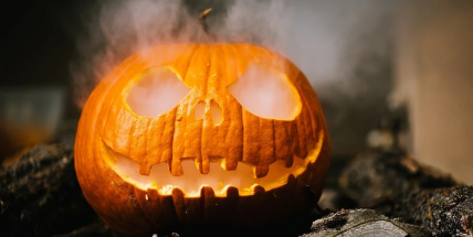 Prodejci sledují zájem o kompletní sortiment na Halloween, v nabídce nechybí dýňové pivní speciály nebo zmrzlina s dýňovou příchutí