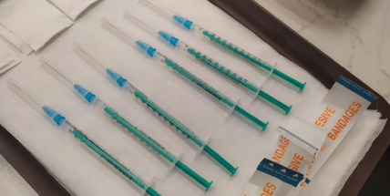 Přibylo přes 1800 případů covidu, nejvíc za neděli od začátku dubna