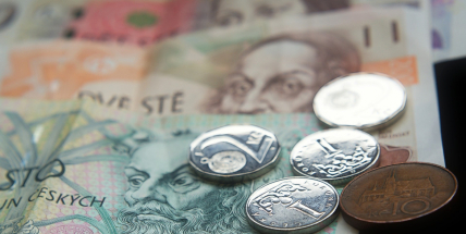 Počet lidí v exekuci klesl meziročně o 8000 na 712.000