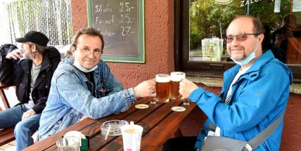 Restaurace musí kontrolovat bezinfekčnost hostů