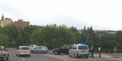 Nehody komplikují provoz u Dolní Obory a v ulici Nad Kaňkou