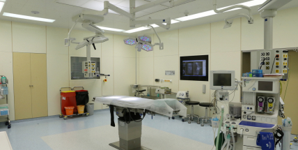 Počet covidových pacientů opět vzrostl. Příbramská nemocnice od příštího týdne omezuje neakutní operativu