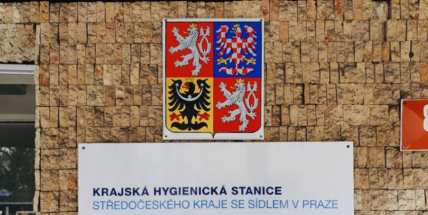 Středočeští hygienici přijímají stovky žádostí o informace. Jednání spolku Daniela Landy považují za šikanózní