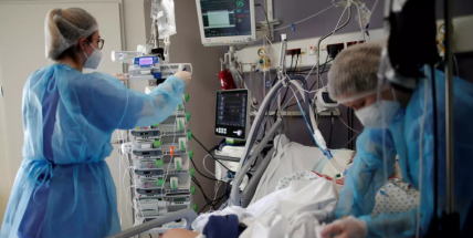 V úterý přibylo v ČR nejvíc případů covidu za den od začátku epidemie