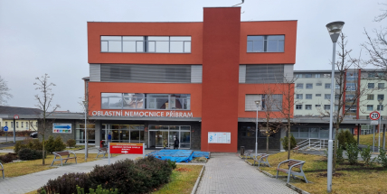 Některé středočeské nemocnice mají nedostatek protilátek na covid