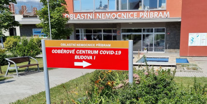 Příbramská nemocnice od pondělí otevírá další covidové oddělení