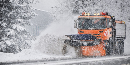 ON-LINE: Příbramsko zasypal sníh, technické služby nasadily na odklízení veškeré síly