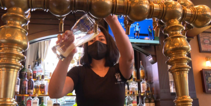 Přehledně: Pro restaurace a večírky platí přísnější epidemická pravidla