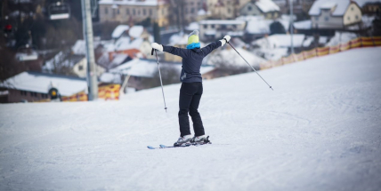 Středočeské skiareály mají dobré podmínky, návštěvnost kazí počasí