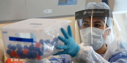 Epidemie dál sílí - v neděli přibylo 2761 nakažených