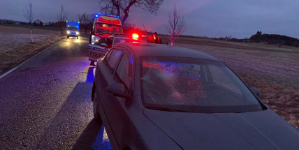 U Malé Hraštice vběhl třináctiletý chlapec před projíždějící auto