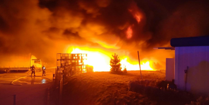 Škoda po požáru hal v Mladé Boleslavi se blíží k miliardě korun