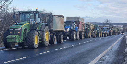 Na silnice ve středu opět vyjedou traktory. Zemědělci protestují proti novému dotačnímu systému