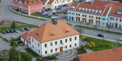 Doprava v Dobříši ani letos nebude bez komplikací. V plánu je několik rekonstrukcí