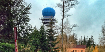 Krásná místa na Příbramsku: Vrchol Písek s leteckým radarem