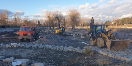 Nový rybník se začne napouštět hned po odbahnění