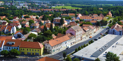Koalice v Dobříši přišla o většinu, část zastupitelů chce referendum