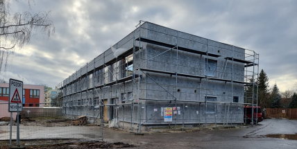 Příbram dokončuje stavbu domova pro seniory v Žežické ulici