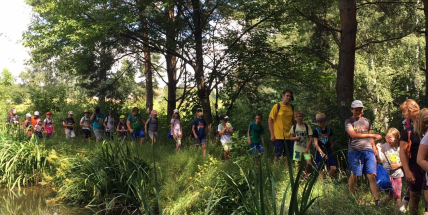 Večer domů nebo týdny bez rodičů. Můžete plánovat letní tábory v Příbrami a okolí