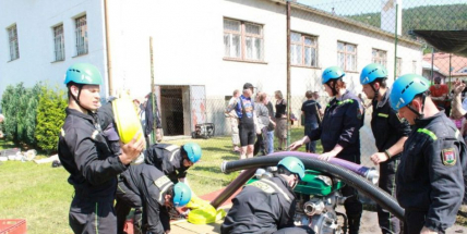 Dobrovolní hasiči se utkali o Čenkovský cvoček (VIDEO)
