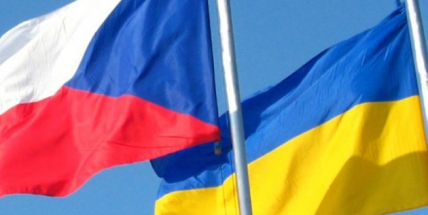 Městské kulturní centrum: Stojíme za Ukrajinou! Na náměstí přineste vlajky