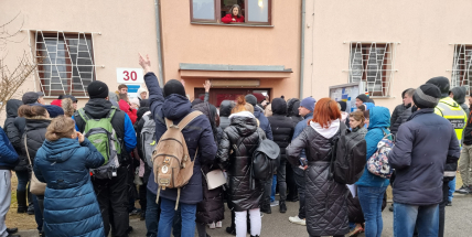 U cizinecké policie v Příbrami stojí fronty uprchlíků z Ukrajiny