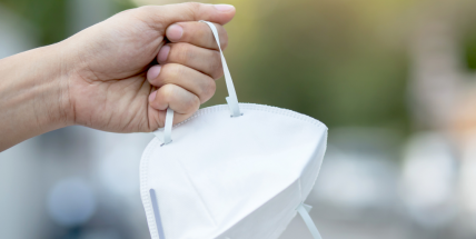 Respirátory budou povinné jen v dopravě a zdravotnických zařízeních