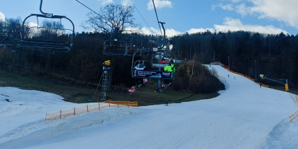 Ve středních Čechách stále fungují tři zimní areály, mají ideální podmínky