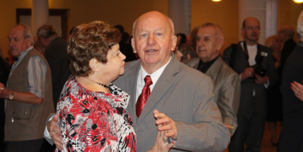 Hudba, tanec, módní přehlídka či ukázka kolové – to vše je Ples seniorů