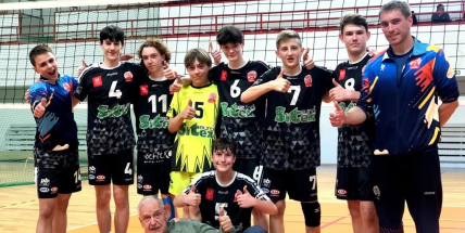 Starší žáci VK Příbram bravurně zvládli kvalifikační turnaj a radují se z postupu na volejbalové mistrovství republiky