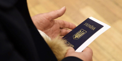 Ukrajinci prchající před válkou na Ukrajině dostali v ČR dosud 312.800 víz