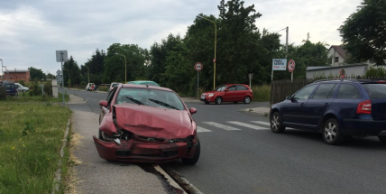 Nehoda ve Zdabořské, projíždějte opatrně (VIDEO)
