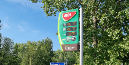 Paliva ve Středočeském kraji od minulého týdne zlevnila o desítky haléřů, klesla daň