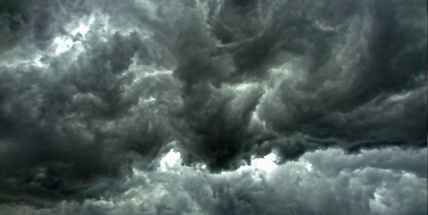 Příbramsko zasáhnou večer a v noci bouřky s přívalovými dešti a kroupami