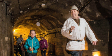 Víkendové pohádky zavedou do hornického podzemí i na Měsíc