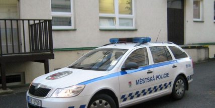 Z ulic zmizeli okrskáři, v nejbližší době by se měli vrátit